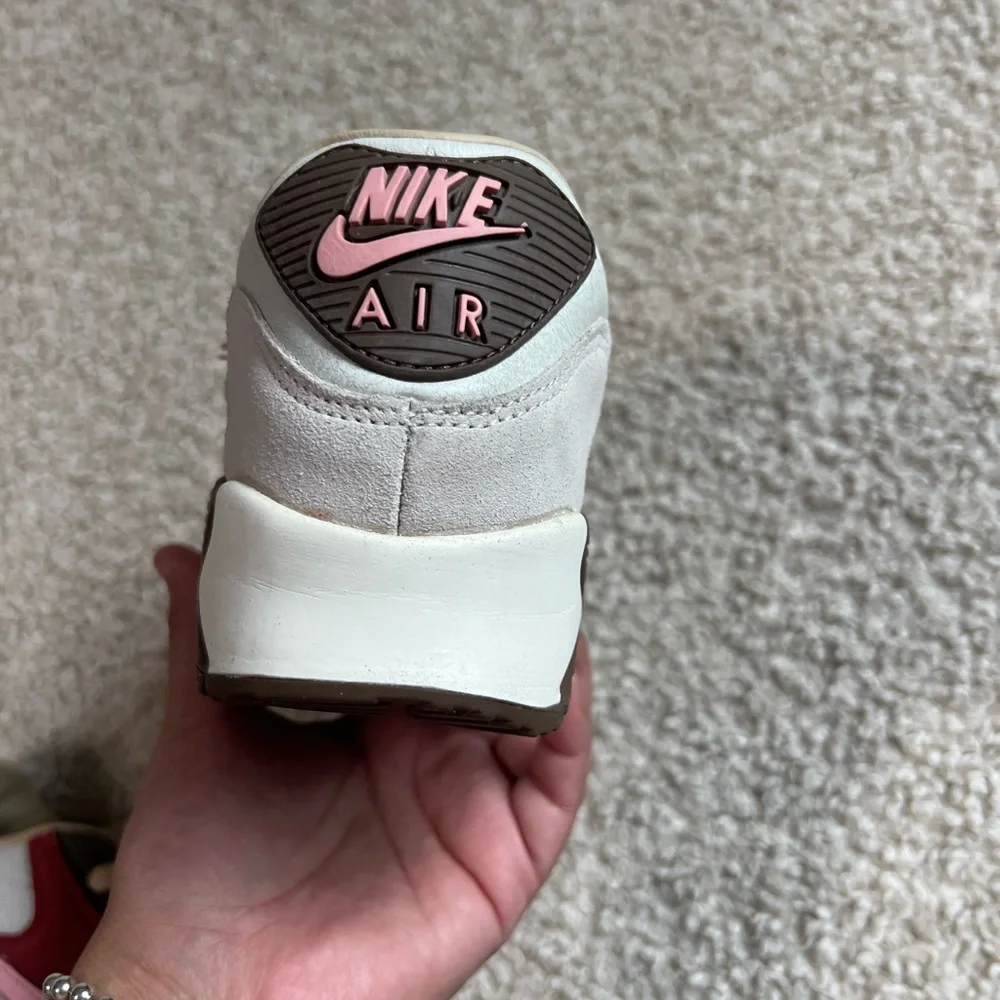 Nike Air Max Men’s Sneakers - Pink & Burgundy